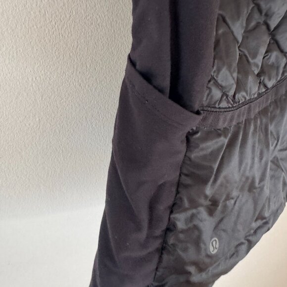 Lululemon Down For A Run Vest - Picture 4 of 10